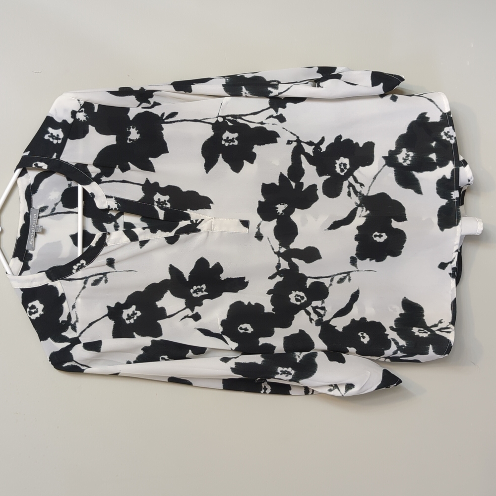 Daniel Rainn Tunic Black and White Floral